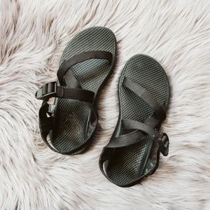 Black Chacos